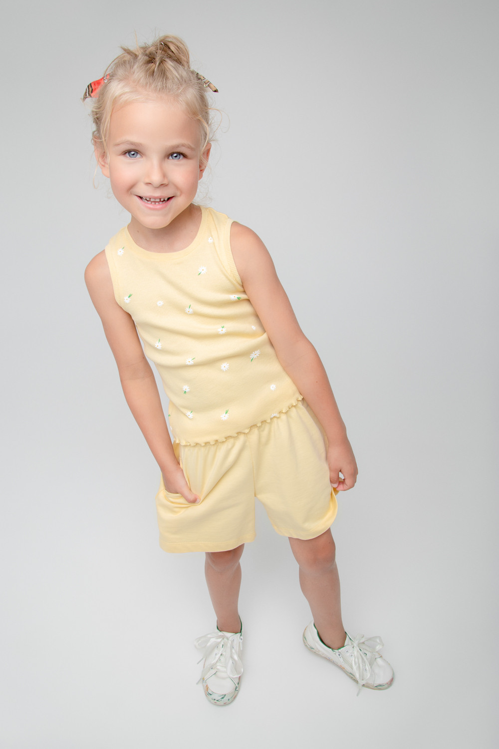 картинка Майка для девочки Crockid КР 302064 бледно-желтый, летние цветы к393 от магазина детских товаров ALiSa