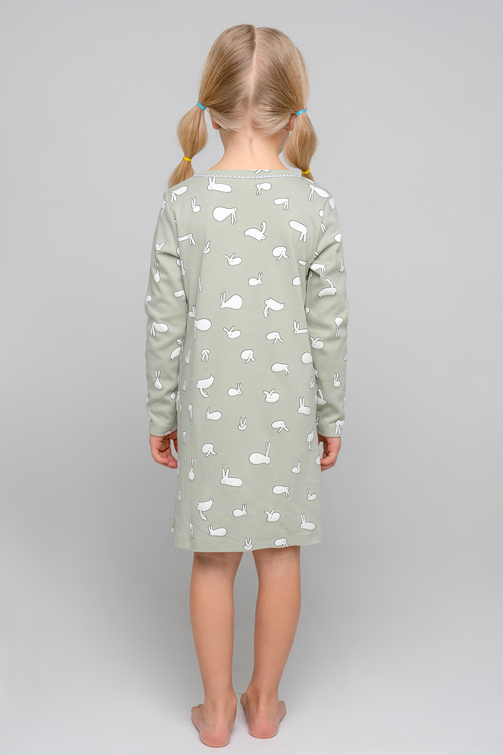 картинка Сорочка для девочки Crockid К 1171 смешные зайки на темно-оливковом от магазина детских товаров ALiSa
