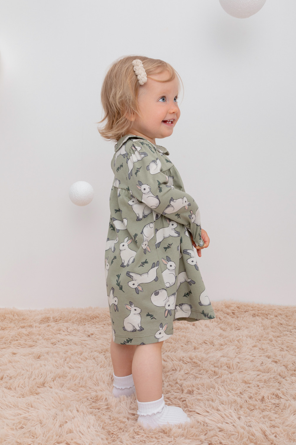картинка Платье для девочки Crockid КР 5834 оливковый хаки, нежные зайчики к435 от магазина детских товаров ALiSa